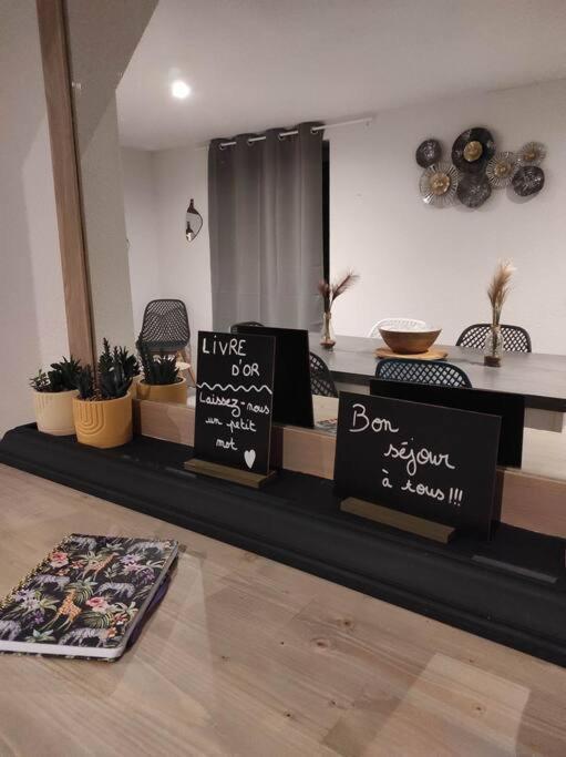 Gite De Cyrielle Et Pascal Classe 3 * Villa Saint-Sauveur  Ngoại thất bức ảnh